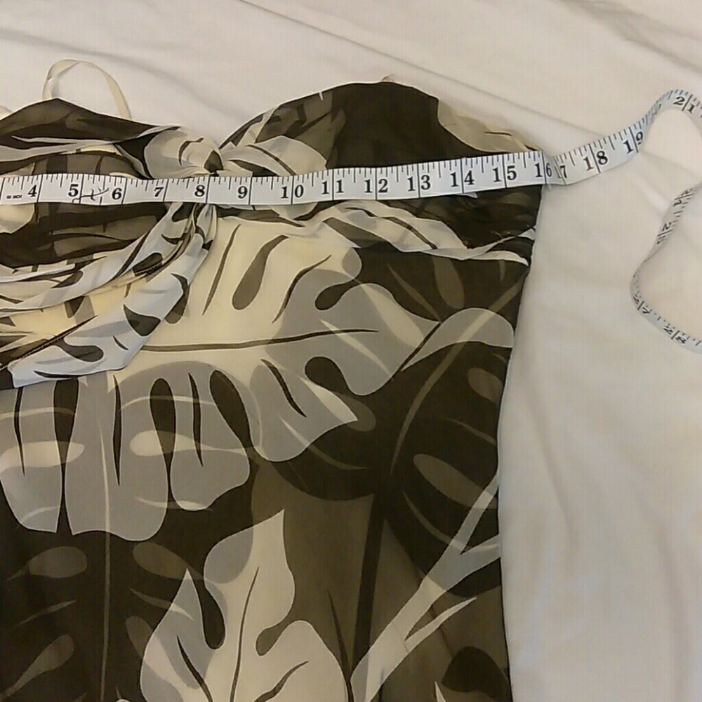 BCBGmaxazaria ladies beautiful dress - Picture 7 of 8